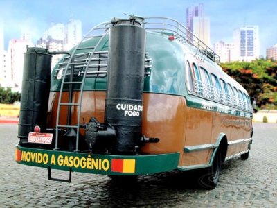 Ônibus à gasogênio