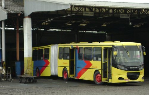 Ônibus biarticulado B5 577