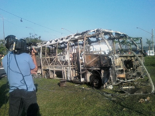 Ônibus queimado