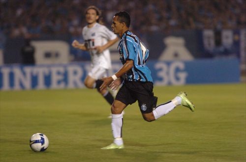 Souza é o craque do momento