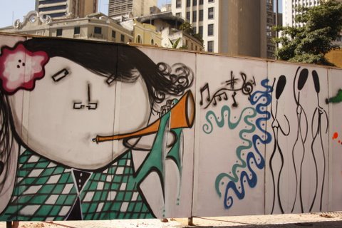 Grafite na Praça das Artes