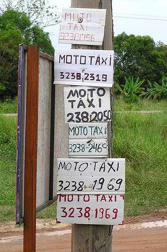 Alô, tem Moto-Táxi ? Tem, mas não pode !