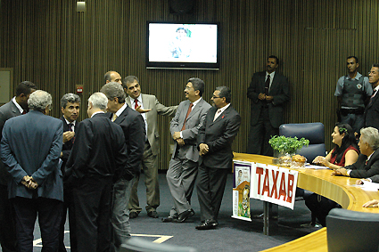 PLENARIO-1-12-2009-RenattodSousa-6440-72