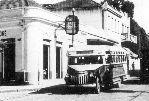 FOTO 6 - Ônibus da família Setti