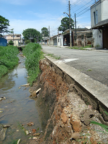 Córrego na Rosária