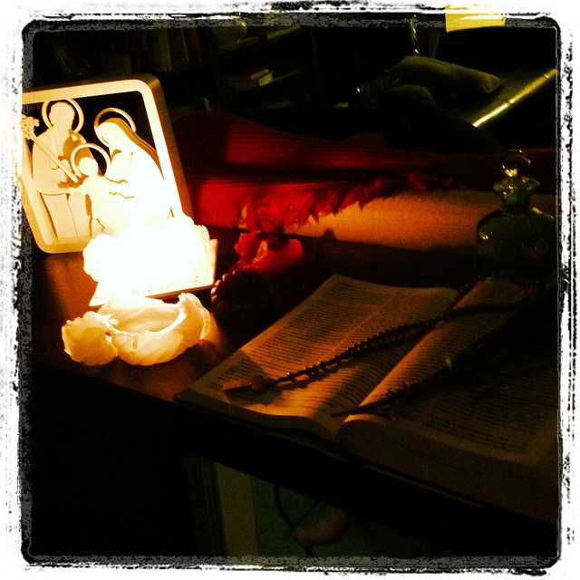 23007816041_a78b2a8288_z